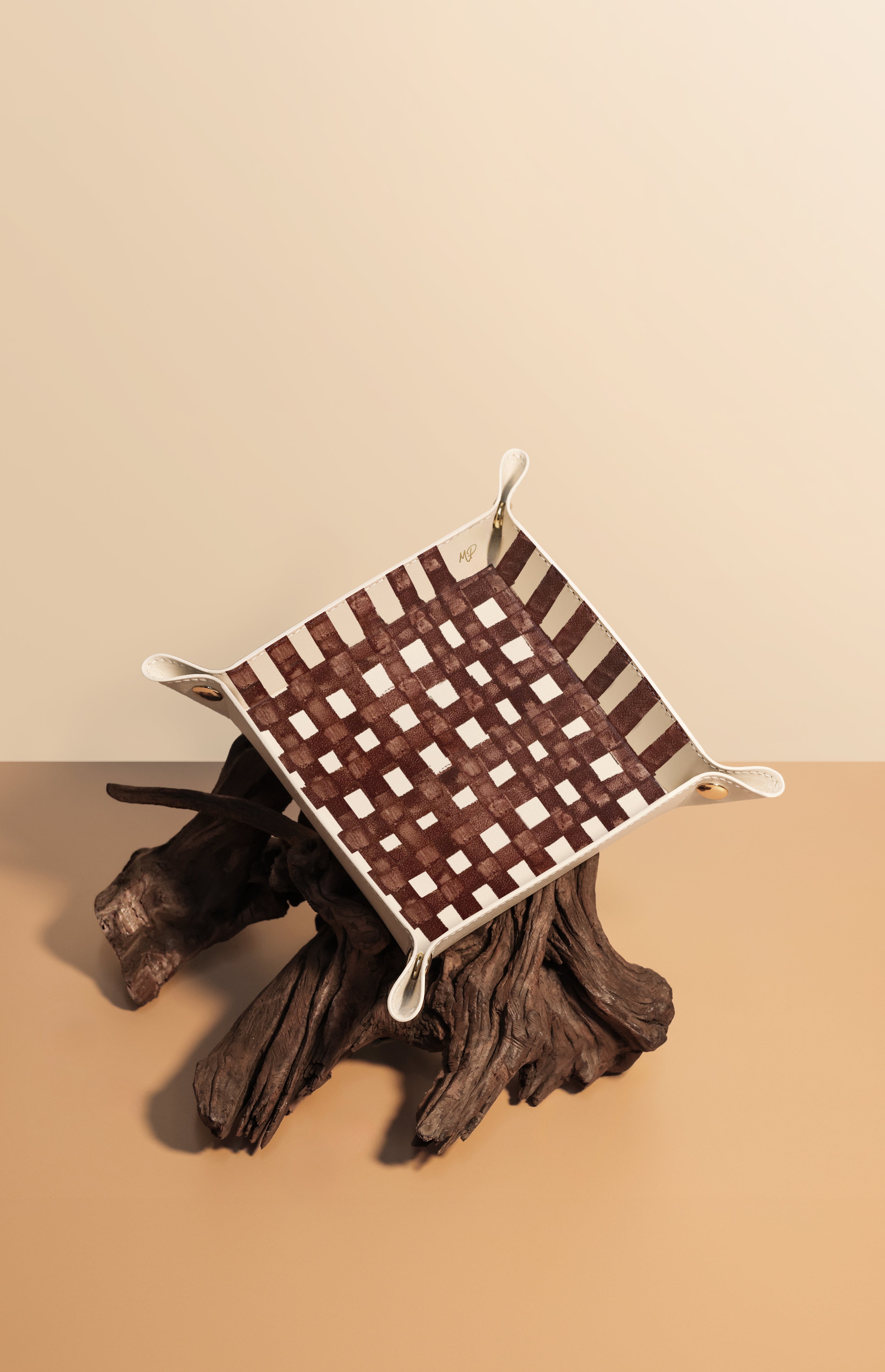 Chocolate Grid Beige Tray