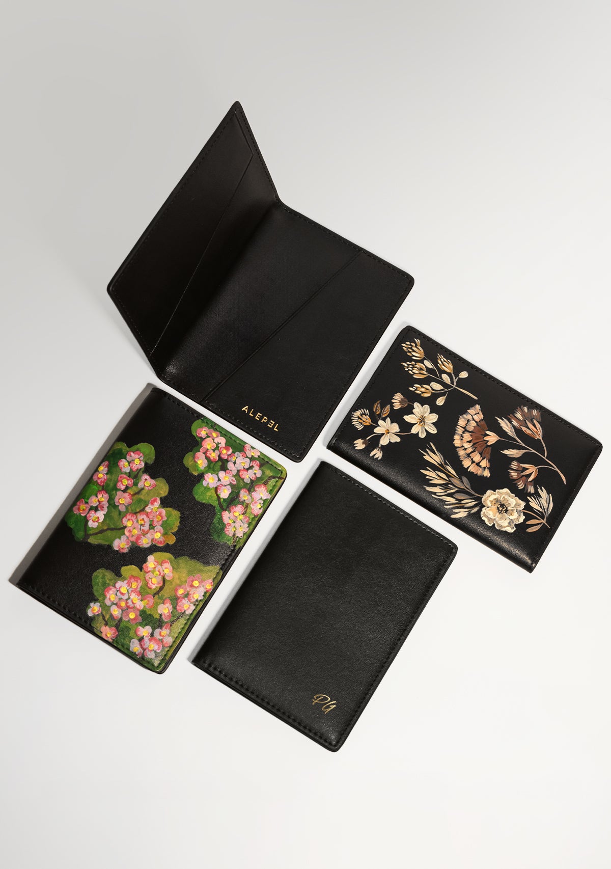 Magnolia Passport Holder